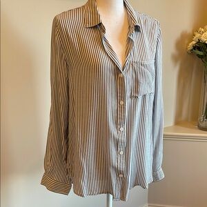 Women's Gray & White Striped Button-Up Shirt